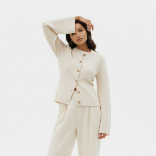 Damski kardigan z rozszerzanymi rękawami