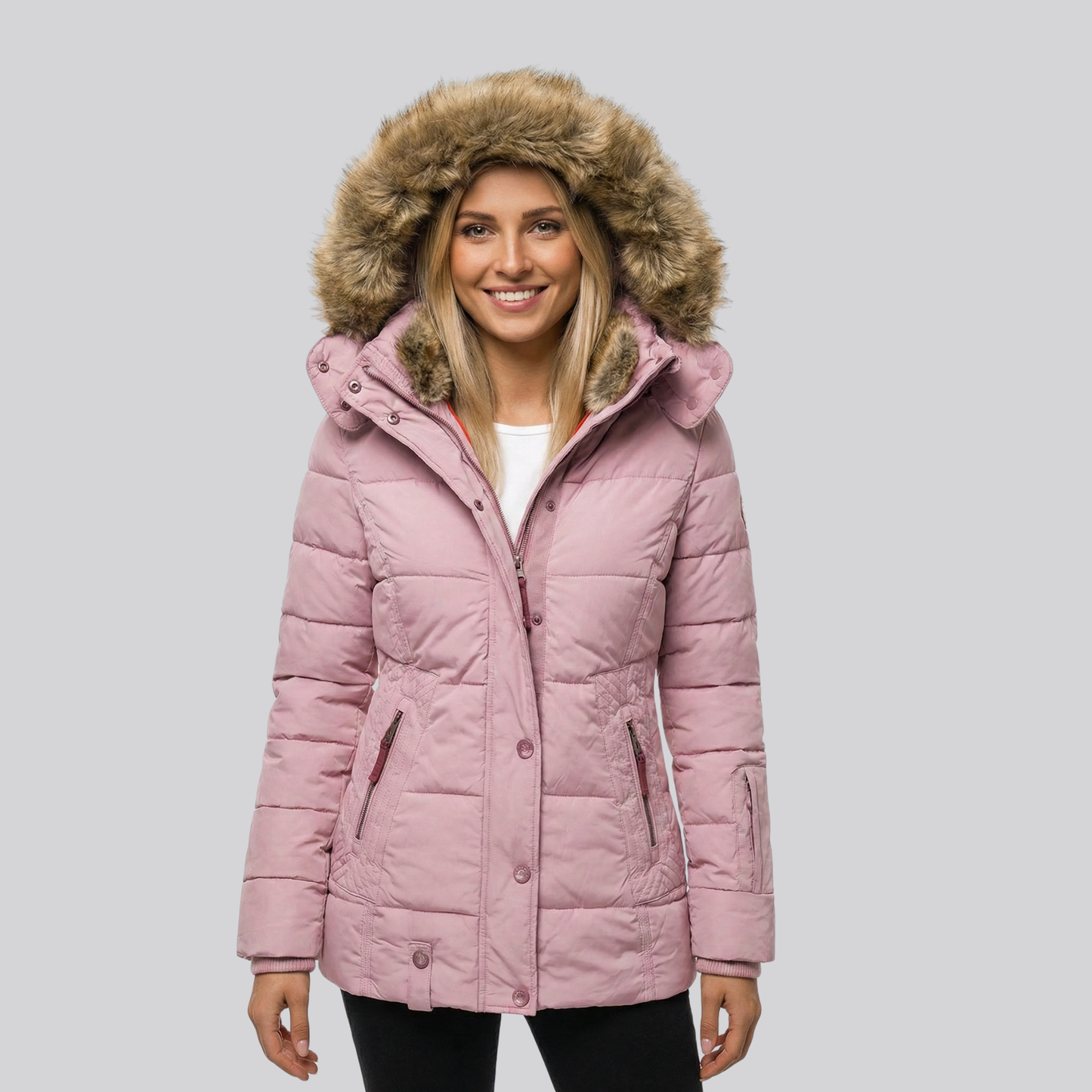 Damski pikowany płaszcz z futerkową podszewką