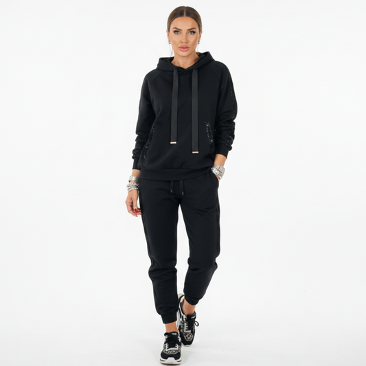 Damski dres z cekinowym wykończeniem